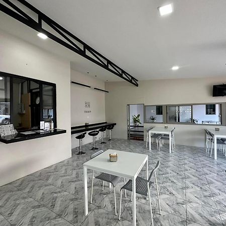Juni House Chumphon B&B 외부 사진