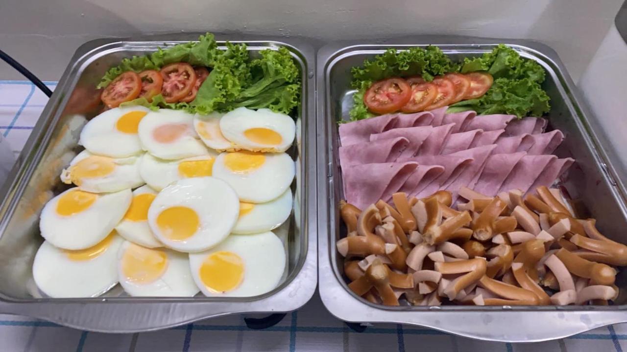 Juni House Chumphon B&B 외부 사진